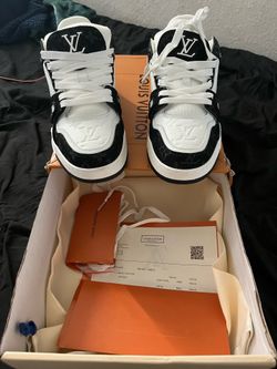 New lv trainers size 11 black and white