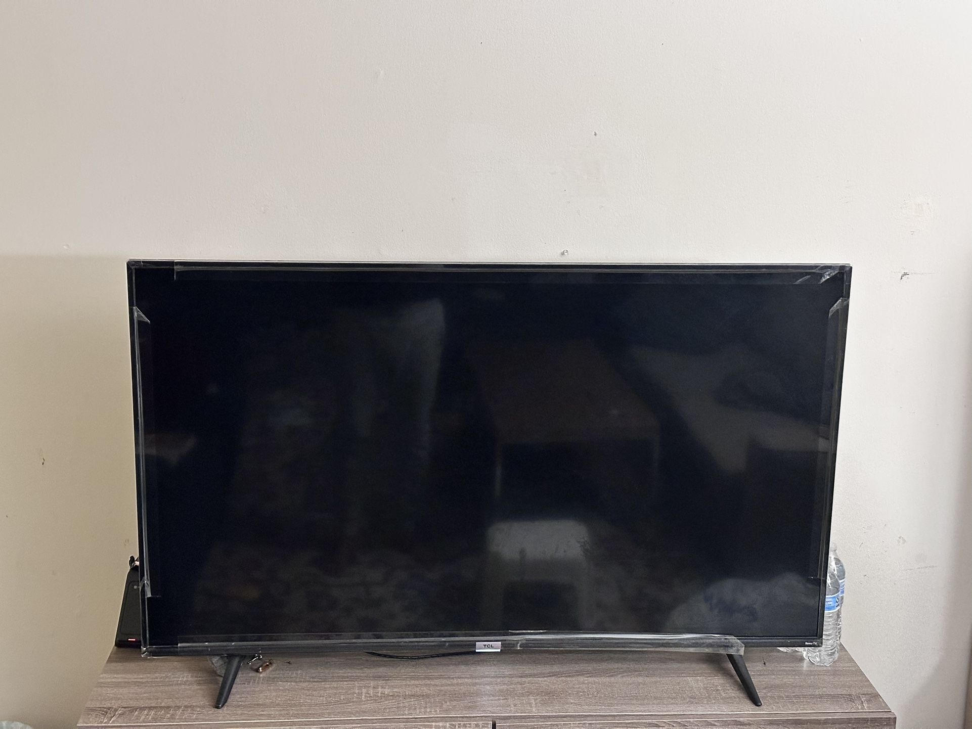 TCL Roku TV 55inches