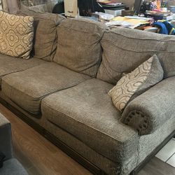 Free Couch Set 