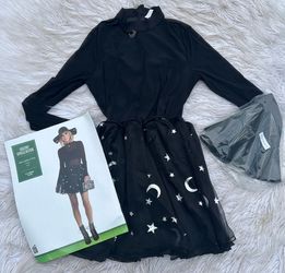 Women’s spell caster costume