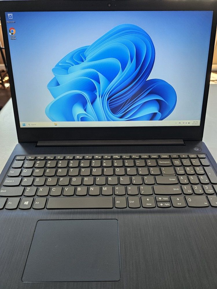 15.6" Lenovo Laptop (Windows 11)