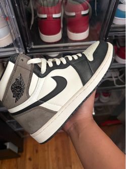 Jordan 1’s and nike sb futura, supreme 9M