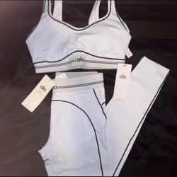 White alo set