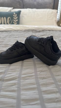 Toddler Nike force 1 shoes