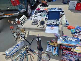 GARAGE SALES