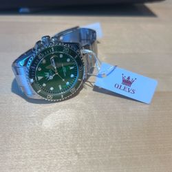 Green Silver Watch 