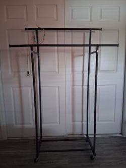 Clothing rack