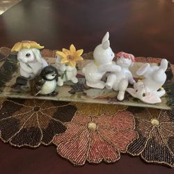 7 peace of Easter bunnies and bird with the long plate