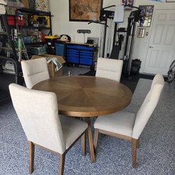 48 Inch Wood Dining Room Table And 4 Chairs 