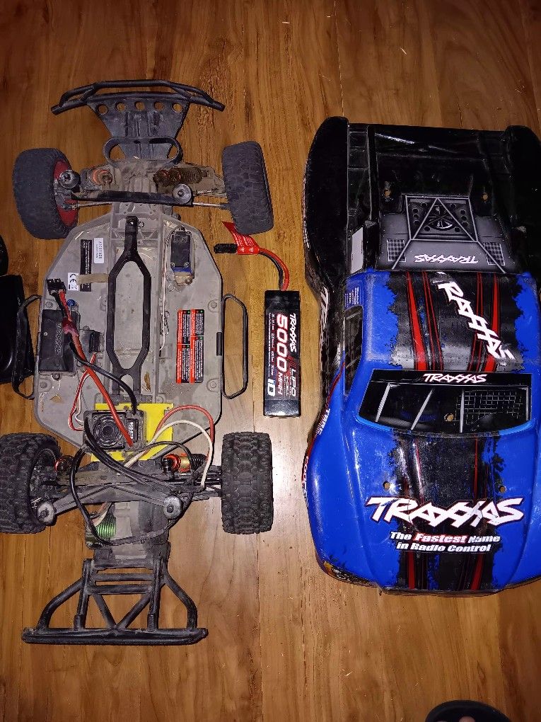 Traxxas Slash 4s