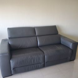 !!!! MOVING SALE MUST GO!!!!  Genuine Leather Recliner Sofa 