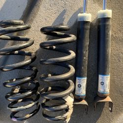 Jeep Grand Cherokee Stock Shocks 