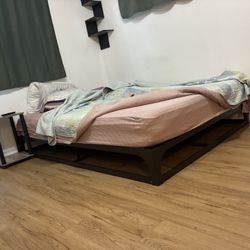 Queen Bed Frame. Heavy Duty. Metal 9" inch. Black. Good As New