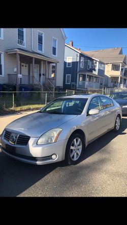 Nissan Maxima