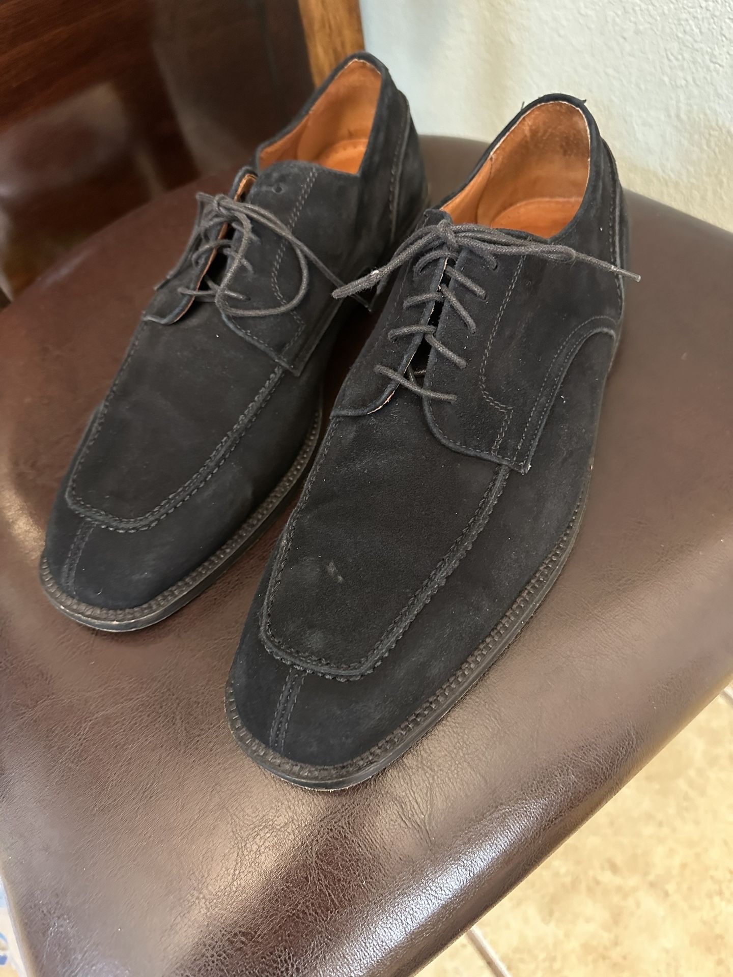 Very Nice Suede Shoes Made In Spain $30