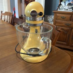 Kitchen Aid Mixer