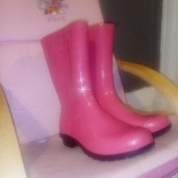 Girl's Uggs