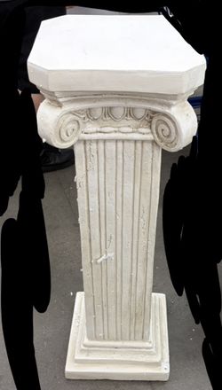 Indoor Pillar Decor