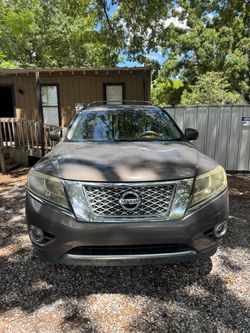 Nissan pathfinder
