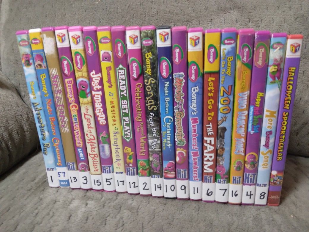 Barney Dvds 19 In Total All In Original Cases Nice Collection!