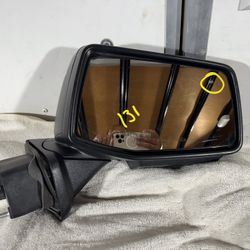 2019-2024 Chevy Silverado OEM R Side Passenger Side Door Side Power Mirror Blind Spot