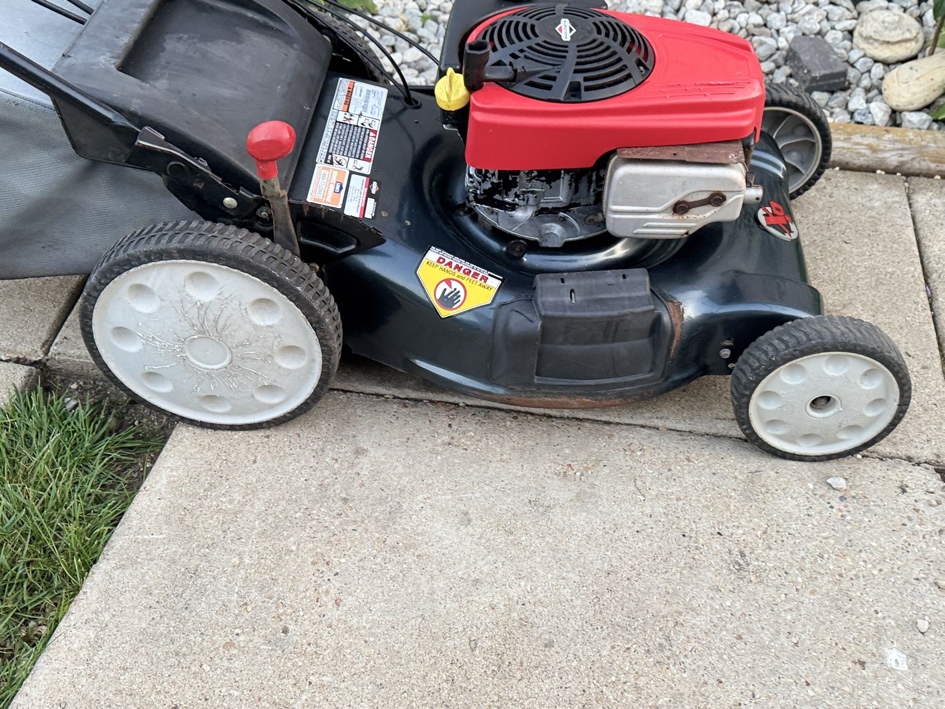 TROY BILT XP SELF PROPELLED LAWN MOWER