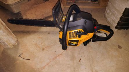Poulan Pro 18 Inch 42cc Gas Powered Chainsaw