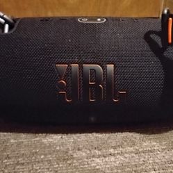 JBL Xtreme 3 Speaker Rarely https://offerup.com/redirect/?o=VXNlZC5NSU5U Condition 