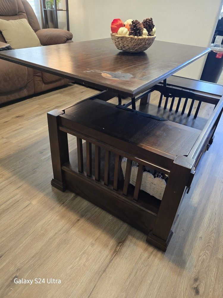 Coffee Table With Lift-top