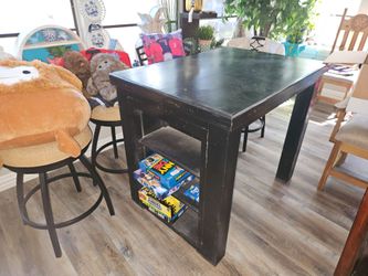 ---4 CHAIRS & TABLE---
