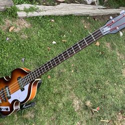 Hofner Beatle Bass