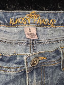 ALMOST  FAMOUS JEAN SZ5