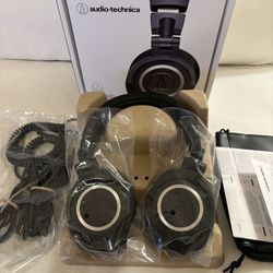 Headphones Audio Technica ATH-M50X “New”