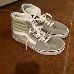women’s vans size 7.5