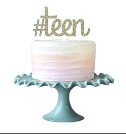 Cake topper
