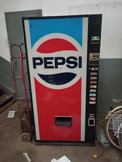 Vintage Pepsi Soda Vending Machine