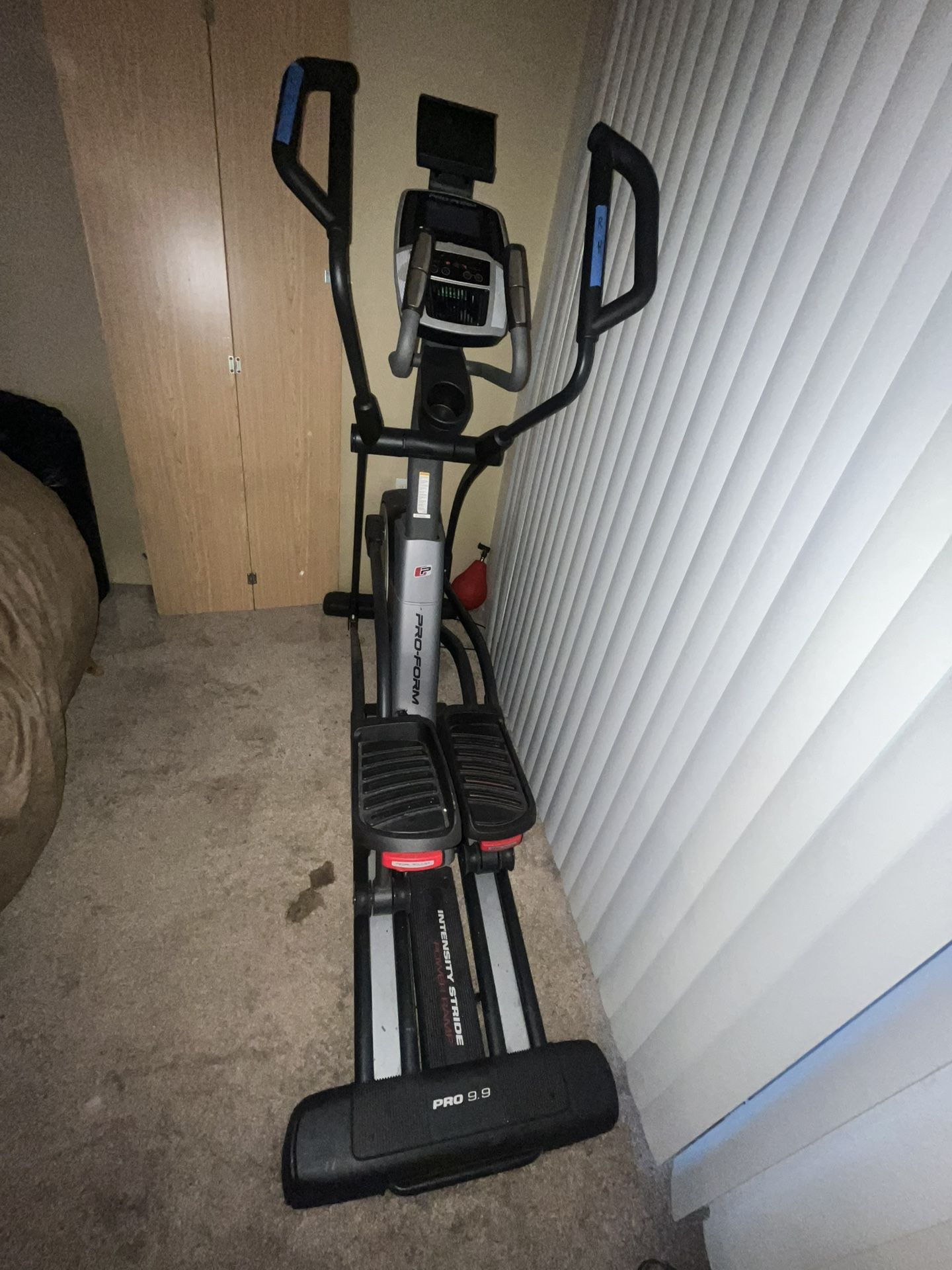 Elliptical Machine 