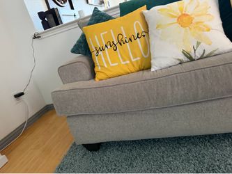 Sofa con cojones including
