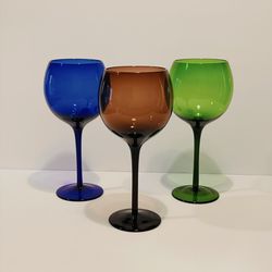 Vtg MCM Set of 3 Amethyst Emerald Green Cobalt Blue Crystal Wine Ballon Glasses . Beautiful vintage glasses are in excellent condition. Size: 8.25”