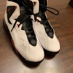 Jordan True Flight Cardinal (Size 6) 1 of 1