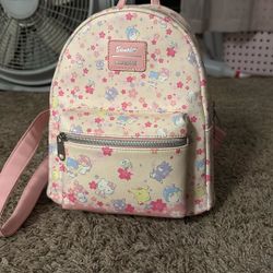 Sanrio Bag/Plushies 