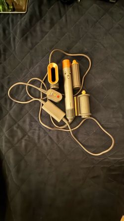 Dyson Airwrap blowdryer