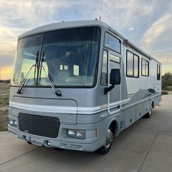 2000 Fleetwood Southwind (Chevy 454 7.4L P32 Chassis)