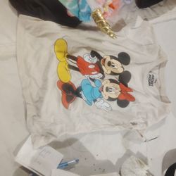 Mickey Mouse N Minnie Mouse 