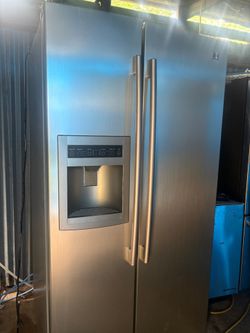 LG  Refrigerator