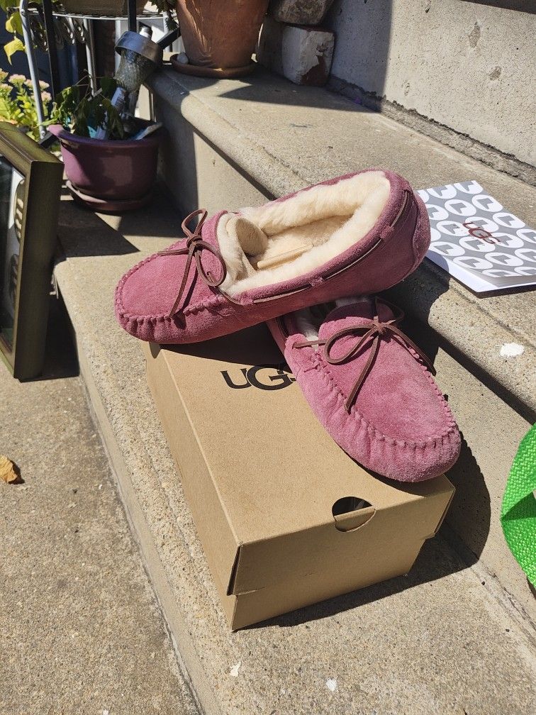 Pink UGGs Slippers Size 10