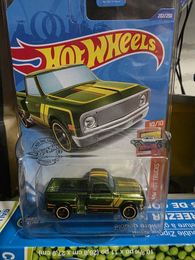 Hot Wheels Super Treasure Hunt 69 Chevy Pickup