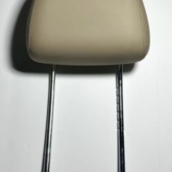 10-16 Mercedes E350 E550 Sedan 10-18 CLS350 Front Driver or Passenger Headrest Beige