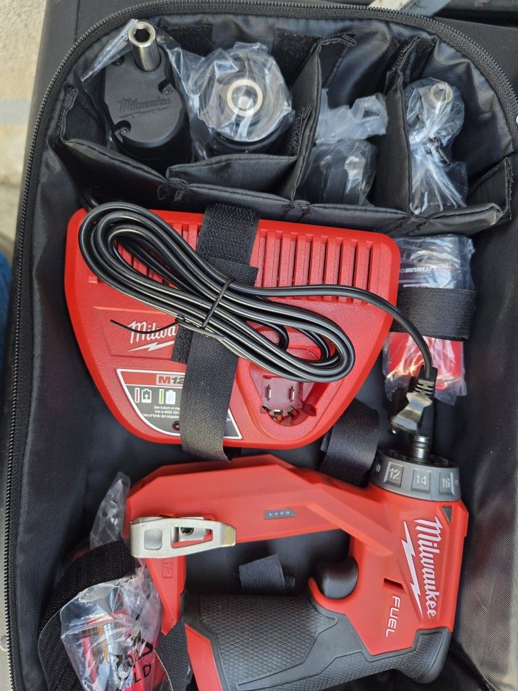 Taladro M12