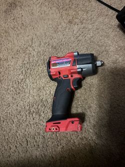 Milwaukee M18 Fuel Compact Impact Wrench